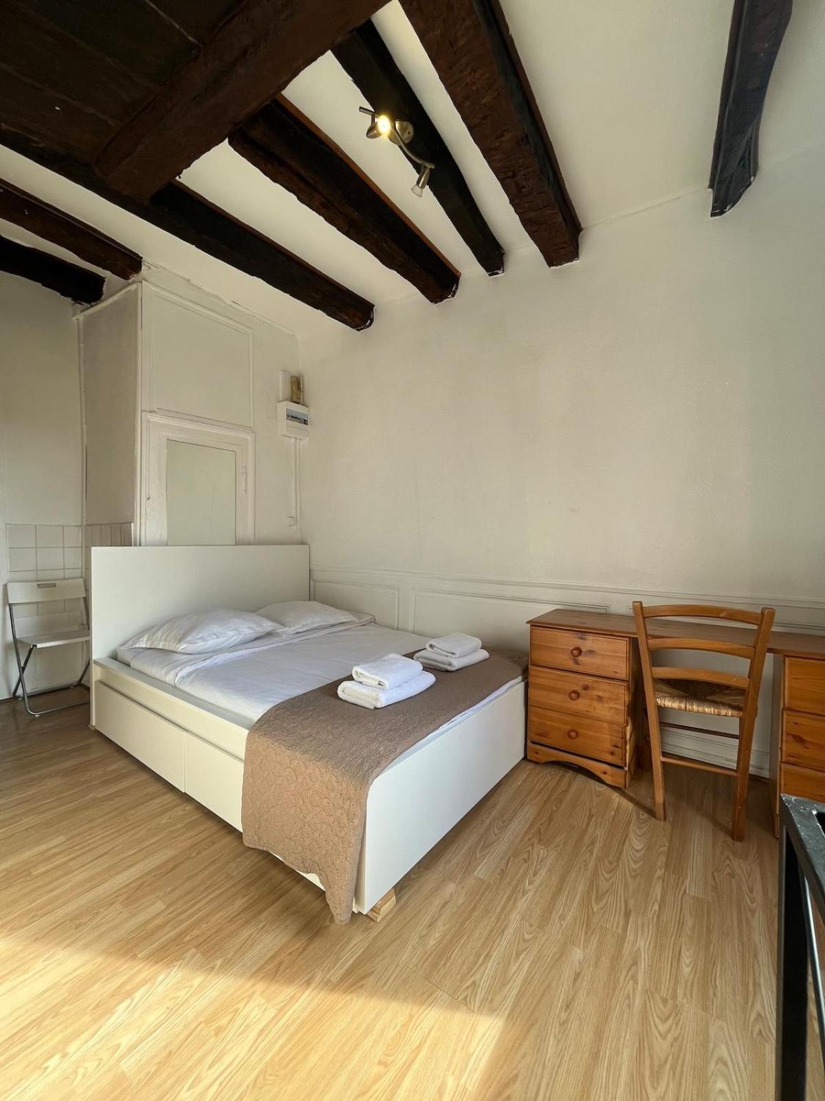 Duplex Rue Huchette - Dabnb Apartment *
